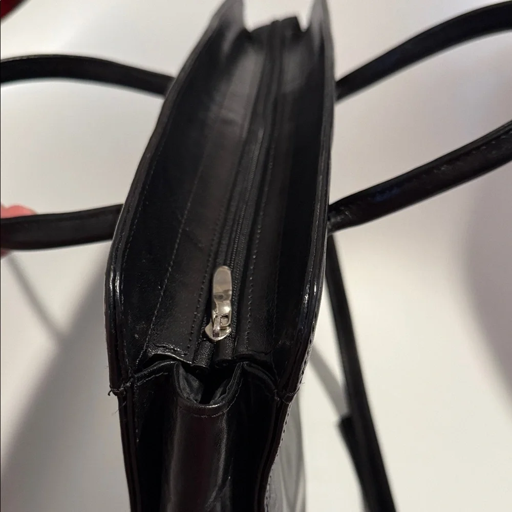 Elegant Black Leather Briefcase Messenger Laptop Executive bag shoulder strap